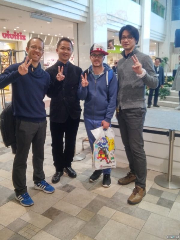 1611-18-pokemon-sol-luna-center-tokyo-lanzamiento-japon-47