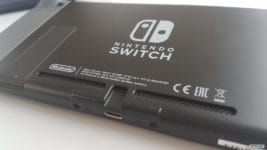 Unboxing Nintendo Switch 20