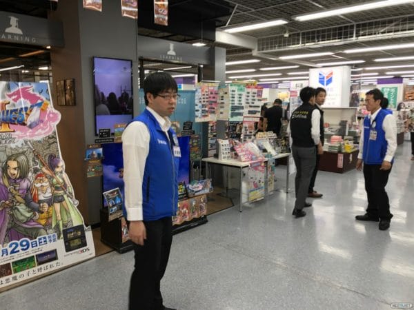 Colas lanzamiento Dragon Quest XI