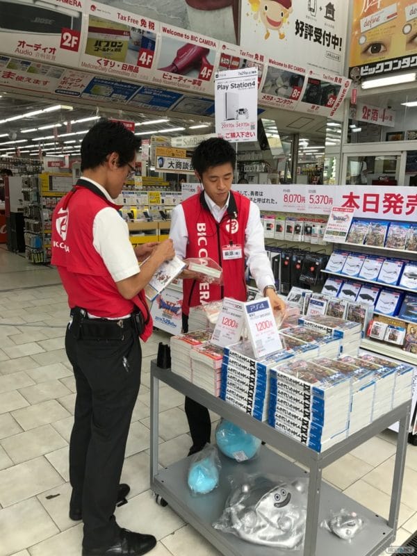 Colas lanzamiento Dragon Quest XI