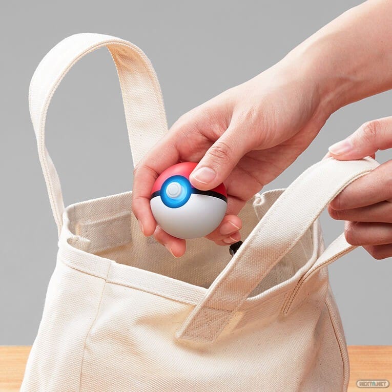 Pokémon Let's Go Pokéball Plus 03