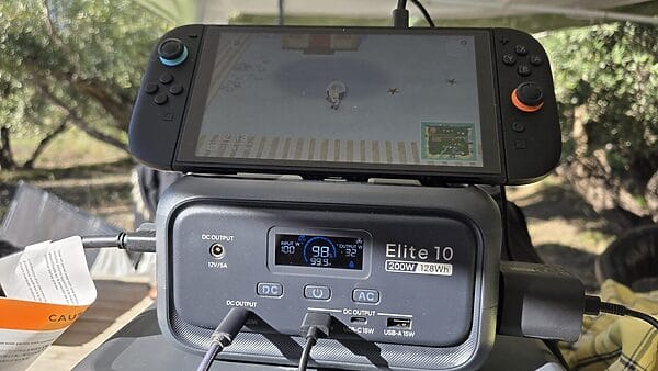 Generador eléctrico solar Bluetti Elite 10 Mini Nintendo Switch 2 toma panel solar