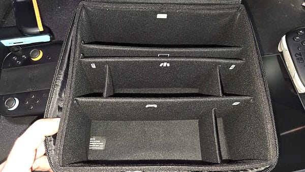 Funda oficial Nintendo Switch 2 Todo en uno 01